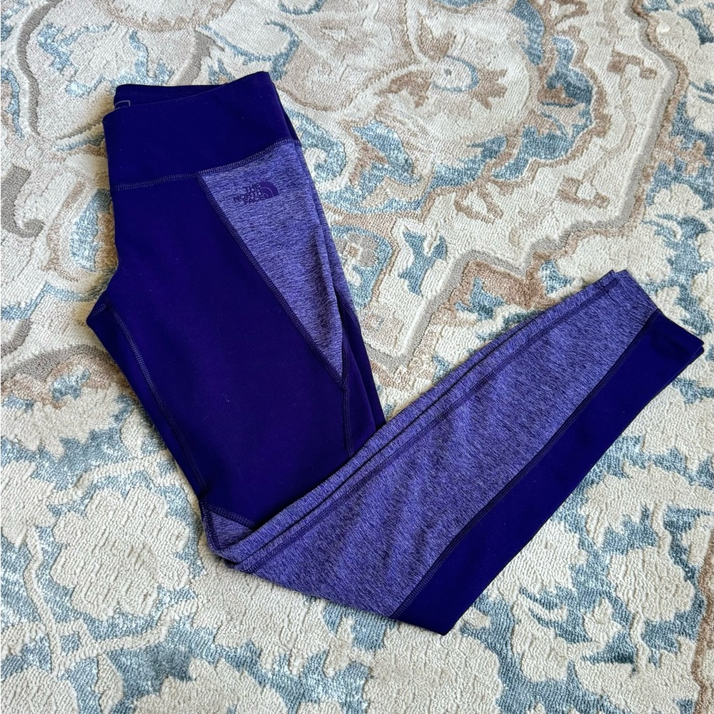 The North Face Womens Cropped Leggings Purple Mid Rise Heathered Panels Knit - Picture 3 of 7